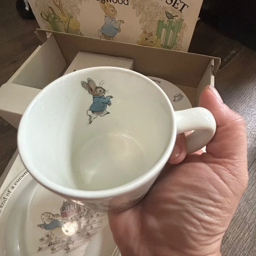 Wedgwood Peter Rabbit Nursery Set 3 Piece Mug Plate Porringer Beatrix Potter